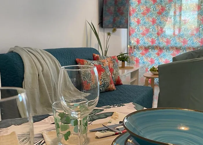 Tropical - Parking, Wifi, Ac *